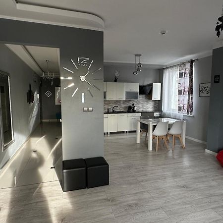 Apartamenty Sofija Deluxe Centrum Жельона Гора Екстериор снимка
