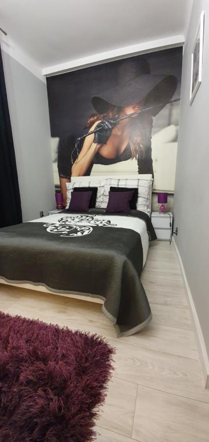Apartamenty Sofija Deluxe Centrum Жельона Гора Екстериор снимка